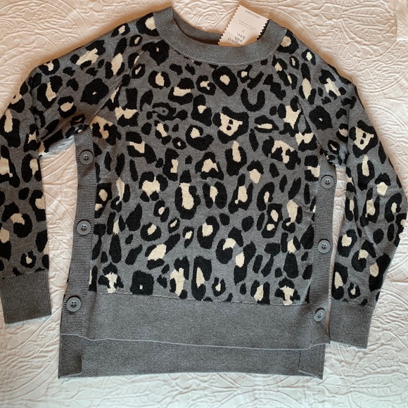 Side Button Sweater by Stella & Dot - Gray Leopard - Picture 3 of 6